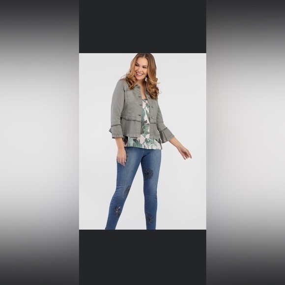 Tribal Jeans Uptown Girl Full Button Down Peplum Raw Hem Denim Jean Jacket